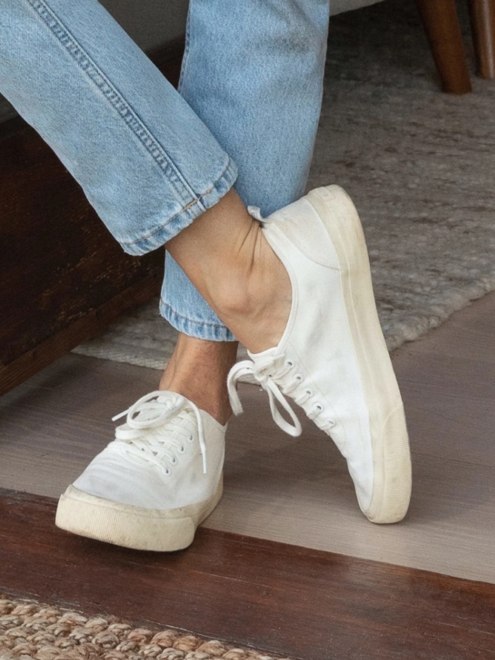 Everlane Women's White Low-Top Canvas Sneakers
